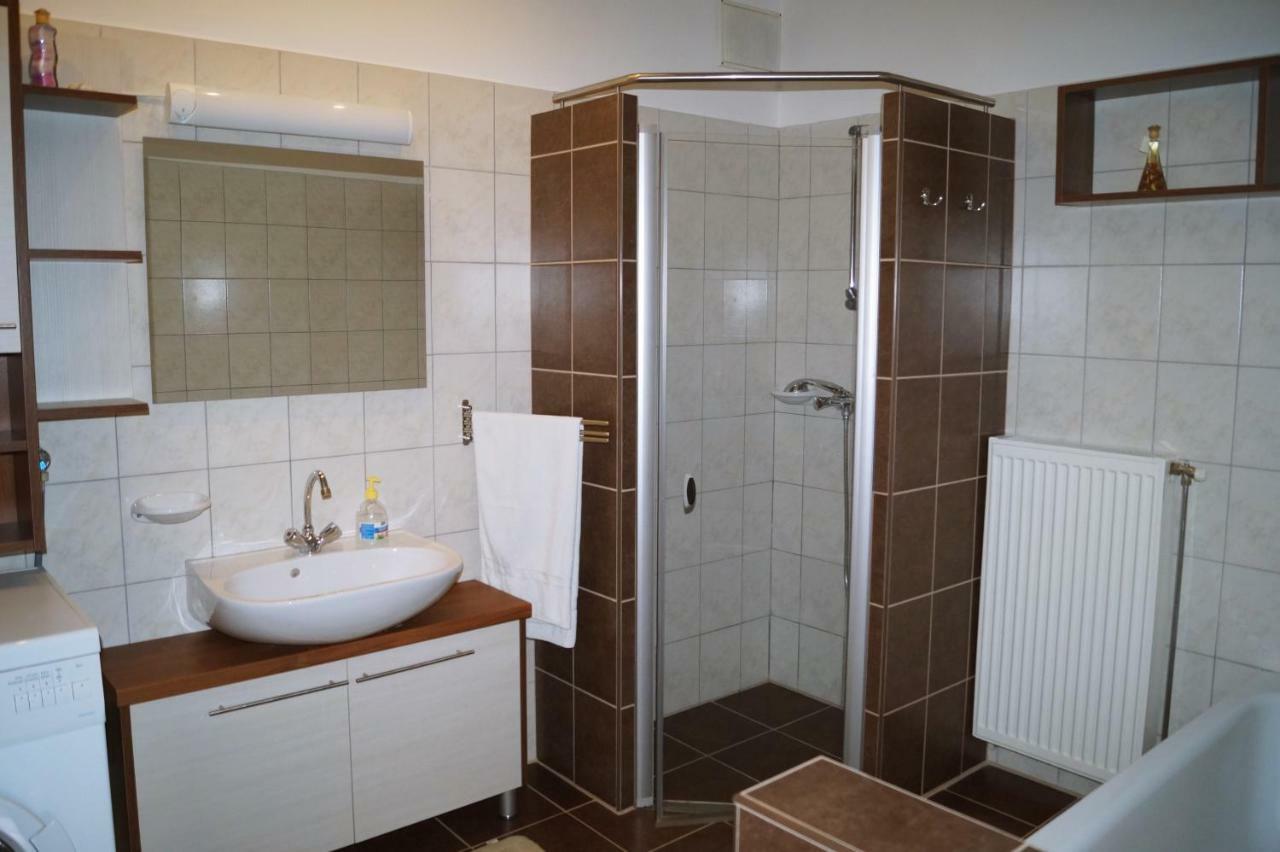 Apartamento Békesség Szigete, Klasszik Apartman Sur Exterior foto